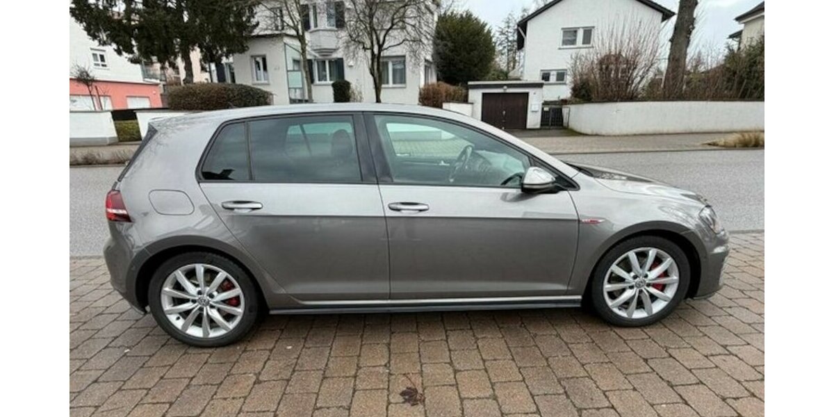 VW Golf VII Lim. GTI BMT Kamera ABT 300 PS 198.000 km 12.990 &euro; Neckarsulm 74172
