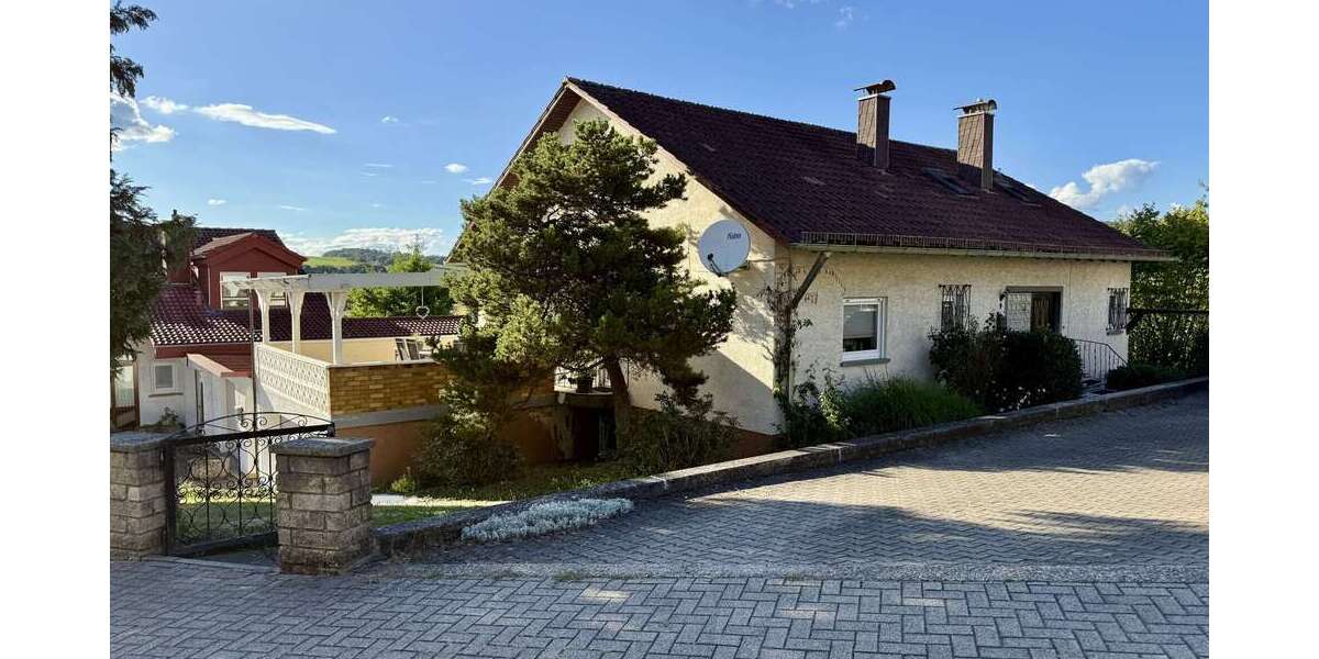 Einfamilienhaus Sinsheim / Hoffenheim Hoffenheim - 8 Zimmer, 245 m&sup2;, 575.000&euro; | Angebot:24629293