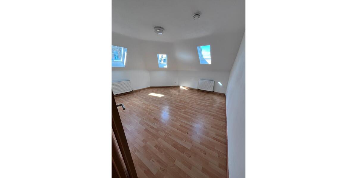 Dachgeschoßwohnung Heilbronn Kernstadt - 3 Zimmer, 75 m&sup2;, 890&euro; | Angebot:25981193