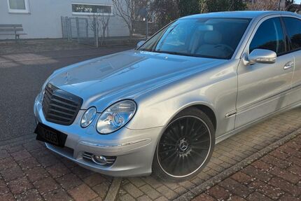 Mercedes-Benz E 280 94.500 km 9.499 &euro; Karlsdorf-Neuthard 76689
