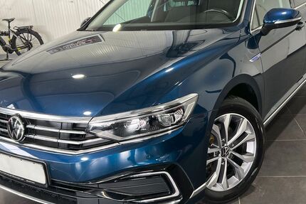 VW Passat Variant 70.000 km 22.995 &euro; Bretten 75015