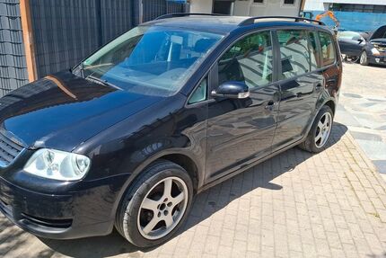 VW Touran 267.000 km 699 &euro; Walldorf (bei Heidelberg) 69190