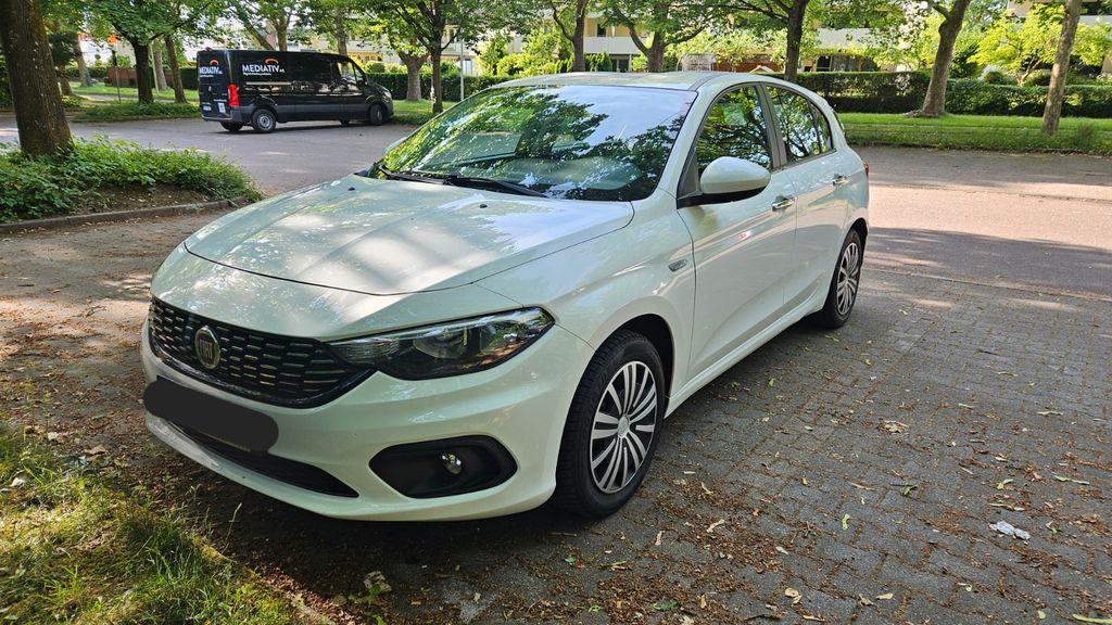 Fiat Tipo 78.300 km 7.900 &euro; Heilbronn 74080