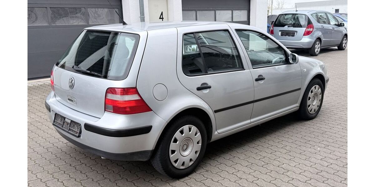 VW Golf 261.000 km 1.000 &euro; Oedheim 74229