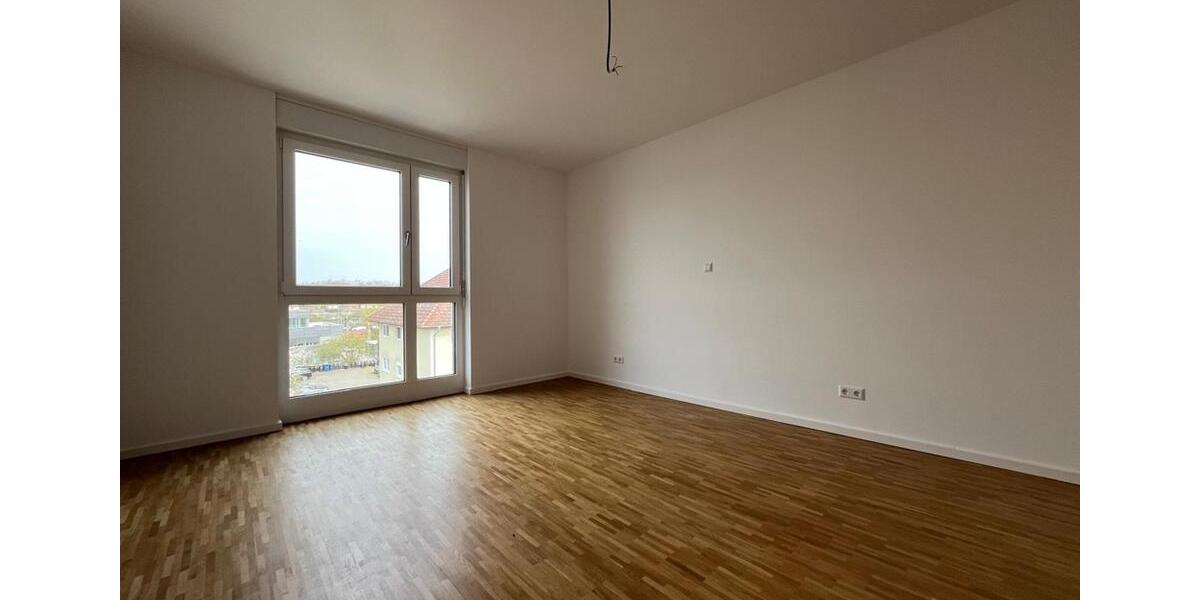 Dachgeschoßwohnung Bad Friedrichshall - 4 Zimmer, 135 m&sup2;, 1.861&euro; | Angebot:26068588