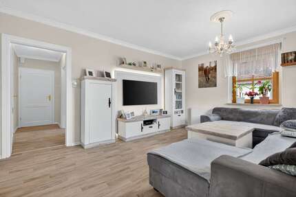 Haus Wiernsheim - 8 Zimmer, 191 m&sup2;, 649.000&euro; | Angebot:25926509