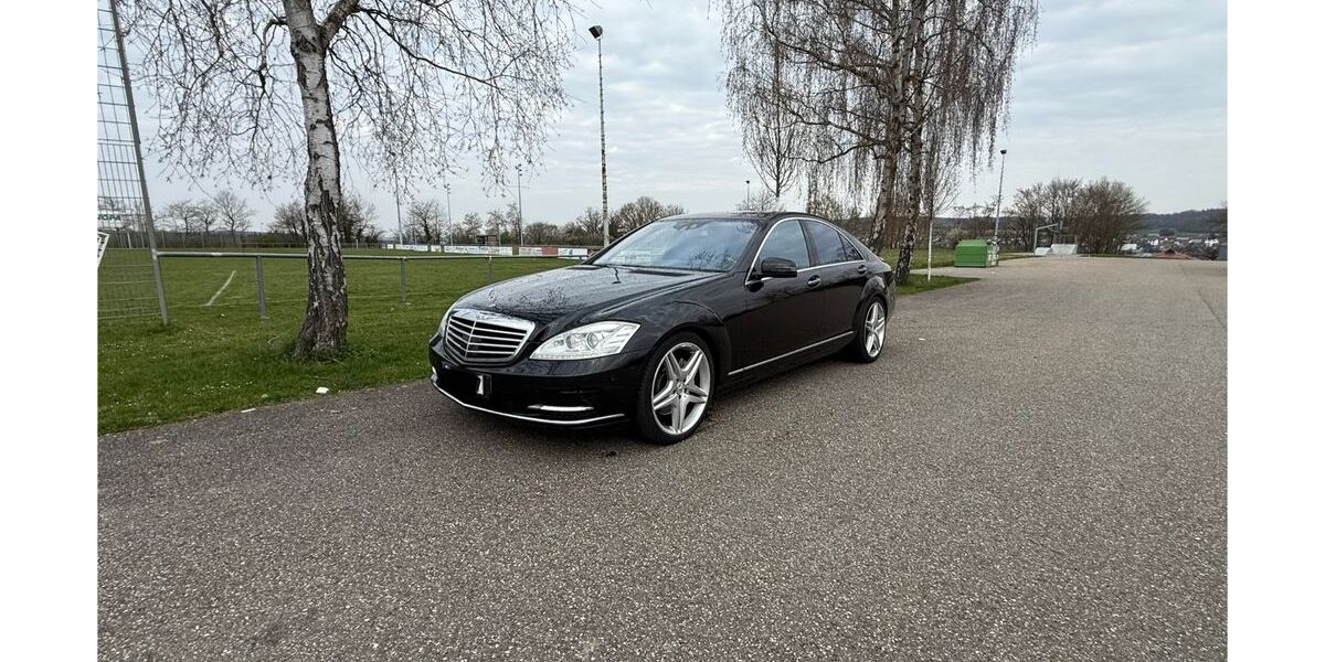 Mercedes-Benz S 500 257.000 km 13.999 &euro; Mühlacker 75417