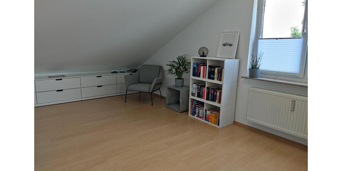 Dachgeschoßwohnung Eberdingen - 6 Zimmer, 122 m&sup2;, 1.500&euro; | Angebot:24369638