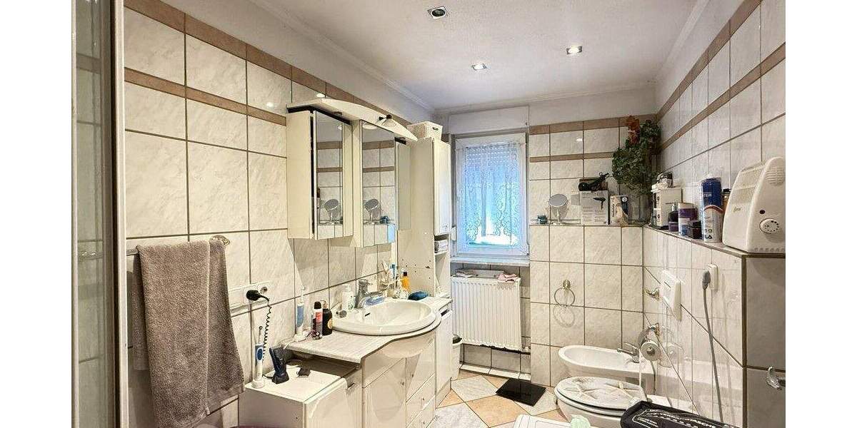 Einfamilienhaus Schwaigern / Massenbach Massenbach - 6 Zimmer, 138 m&sup2;, 349.000&euro; | Angebot:25697221