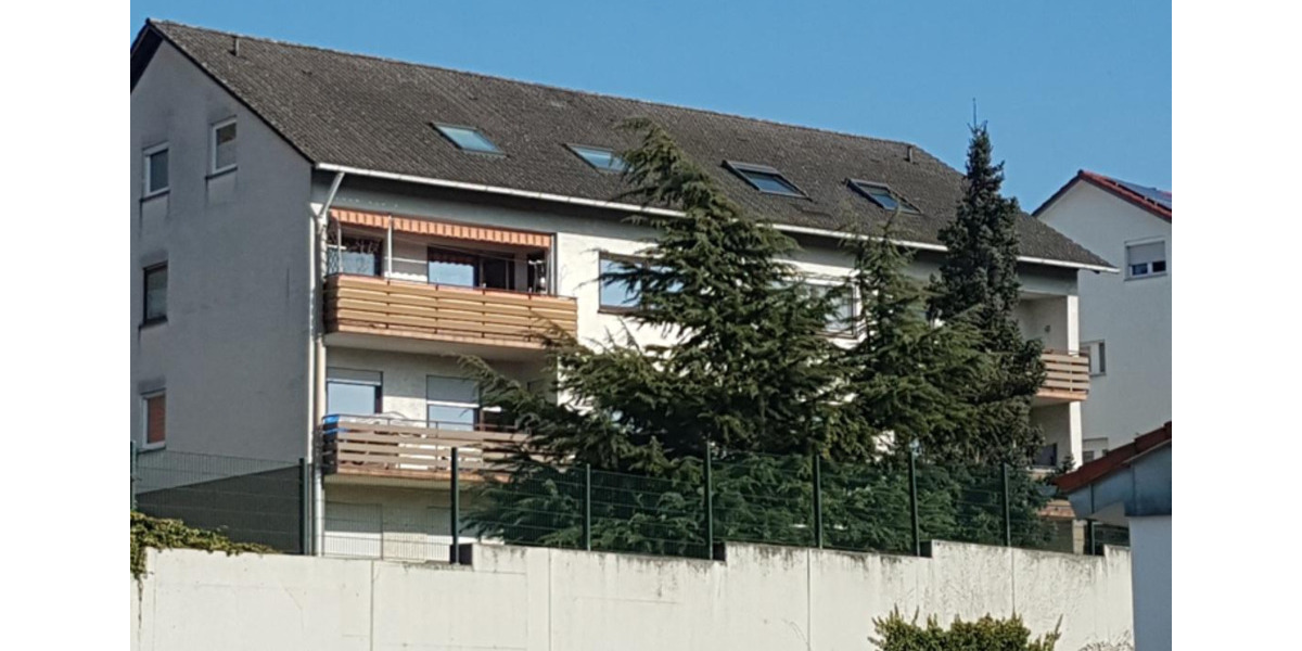 Dachgeschoßwohnung Walzbachtal - 4 Zimmer, 81 m&sup2;, 950&euro; | Angebot:25231301