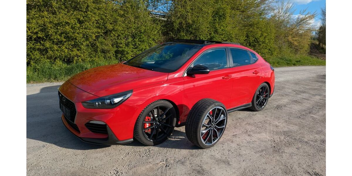 Hyundai i30 96.500 km 21.500 &euro; Walldorf 69190