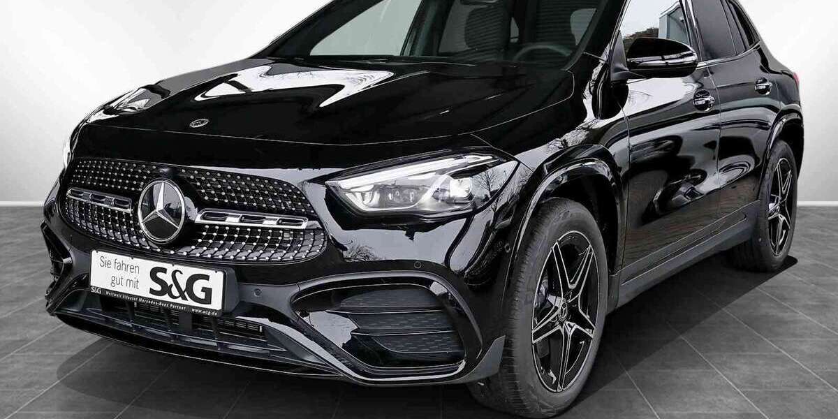 Mercedes-Benz GLA 200 10.000 km 43.673 &euro; Bretten 75015