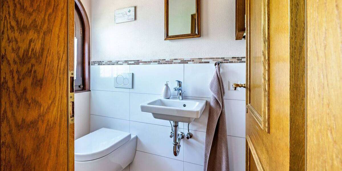 Einfamilienhaus Sinsheim Steinsfurt - 6 Zimmer, 241 m&sup2;, 639.000&euro; | Angebot:25997189