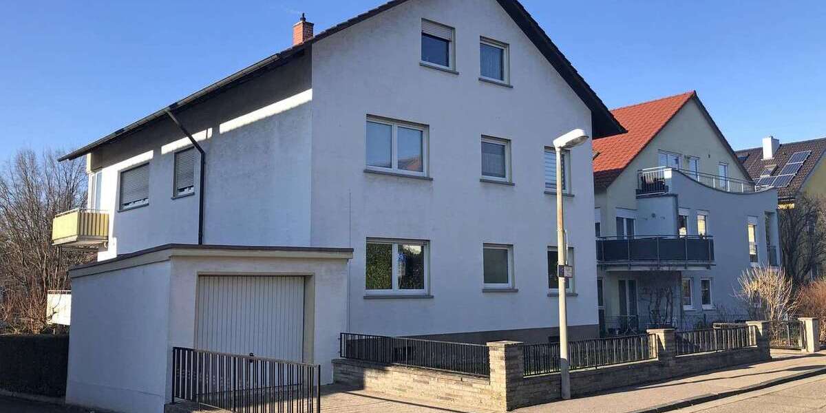 Etagenwohnung Bruchsal - 3 Zimmer, 95 m&sup2;, 1.250&euro; | Angebot:26732517