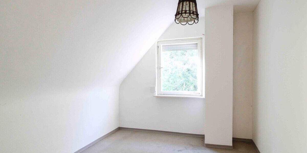 Einfamilienhaus Mühlacker Dürrmenz - 6 Zimmer, 175.000&euro; | Angebot:25851085