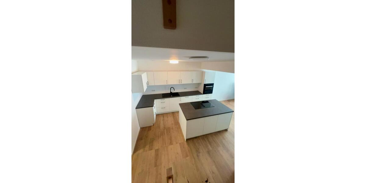 Reihenhaus Sinsheim - 6 Zimmer, 155 m&sup2;, 1.850&euro; | Angebot:24811528