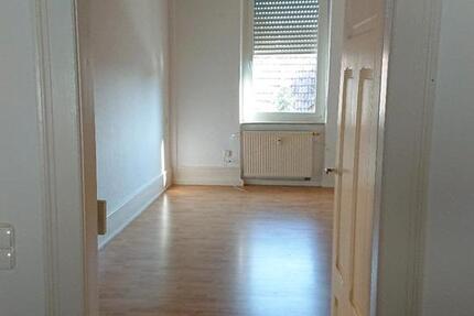 Wohnung Bruchsal - 3 Zimmer, 80 m&sup2;, 800&euro; | Angebot:25634571