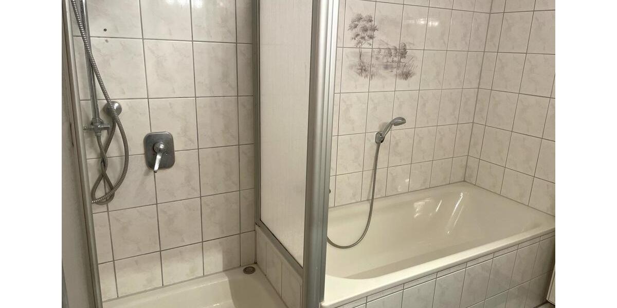 Etagenwohnung Mundelsheim - 3.5 Zimmer, 95 m&sup2;, 1.230&euro; | Angebot:25990848