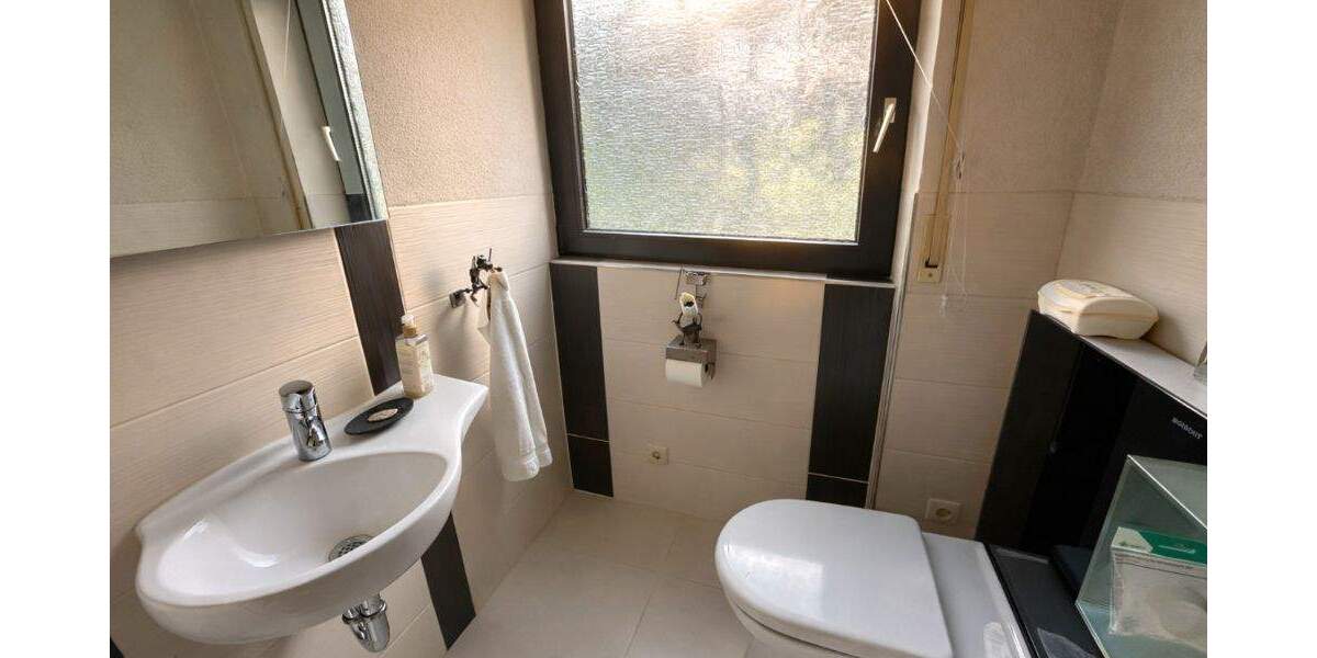 Einfamilienhaus Sinsheim / Hasselbach Hasselbach - 7 Zimmer, 266 m&sup2;, 479.000&euro; | Angebot:25693243