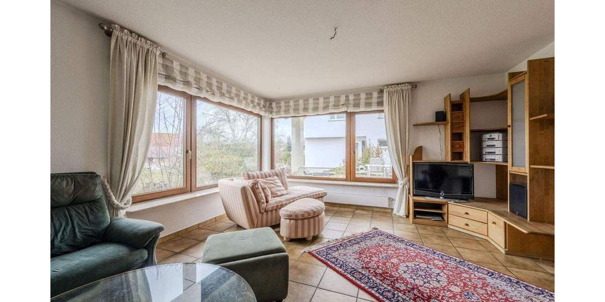 Einfamilienhaus Markgröningen / Schönbühlhof Schönbühlhof - 7 Zimmer, 227 m&sup2;, 749.000&euro; | Angebot:25704161