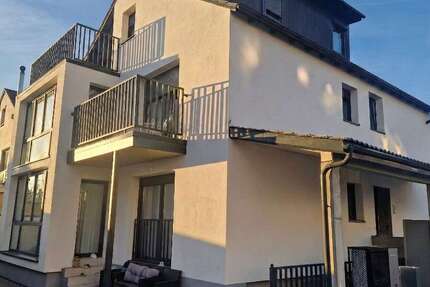 Haus Walldorf - 14 Zimmer, 210 m&sup2;, 945.000&euro; | Angebot:25336696