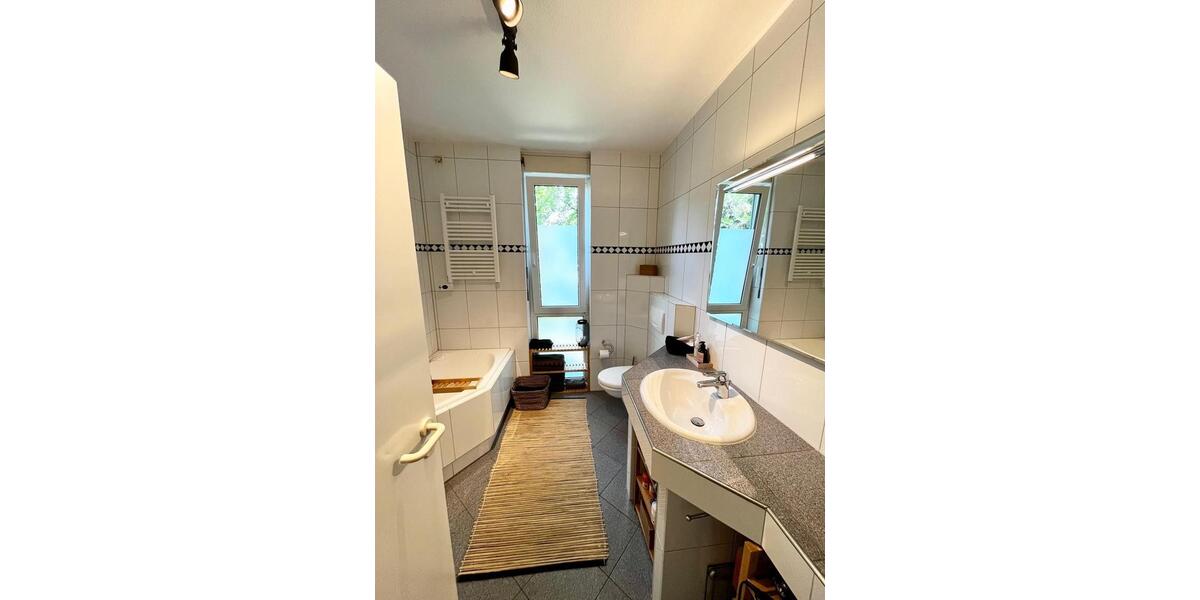 Erdgeschoßwohnung Bruchsal - 3 Zimmer, 81 m&sup2;, 1.320&euro; | Angebot:25554069