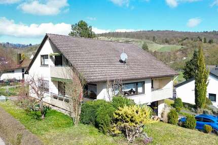 Haus Sachsenheim - 7 Zimmer, 192 m&sup2;, 395.000&euro; | Angebot:26104864