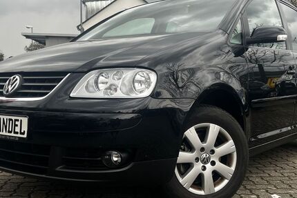 VW Touran 277.000 km 4.999 &euro; Forst 76694