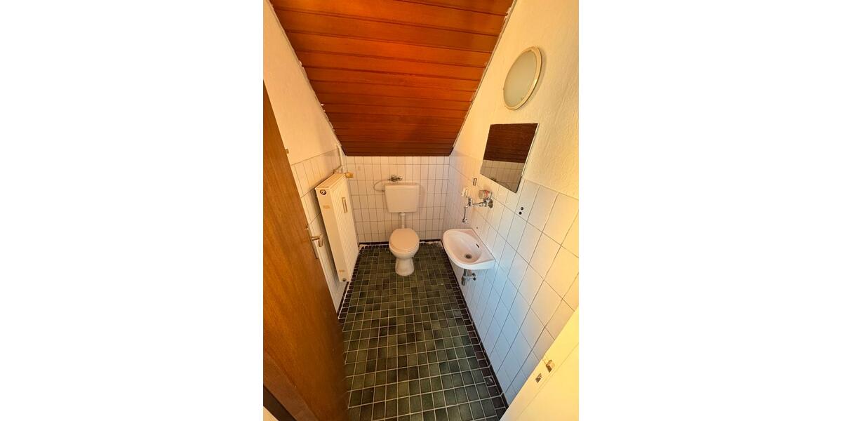 Etagenwohnung Mühlacker - 2 Zimmer, 85 m&sup2;, 950&euro; | Angebot:25178938