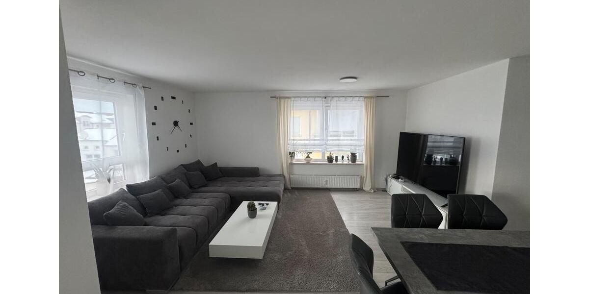 Etagenwohnung Bad Friedrichshall - 3 Zimmer, 76 m&sup2;, 1.305&euro; | Angebot:25795447