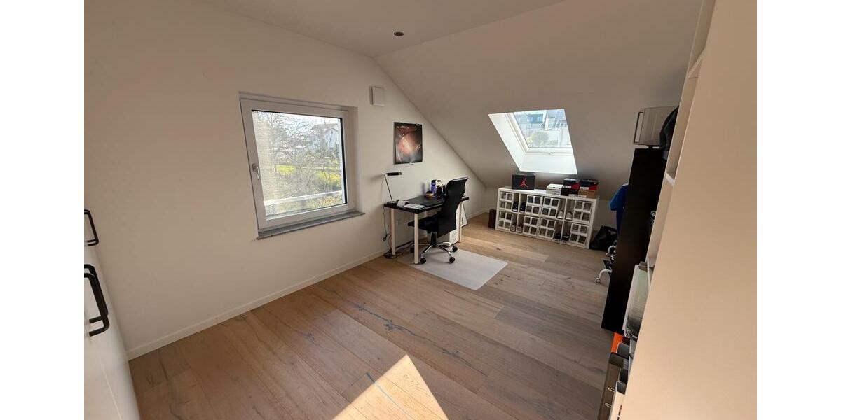 Dachgeschoßwohnung Sinsheim - 3 Zimmer, 87 m&sup2;, 419.000&euro; | Angebot:25756259