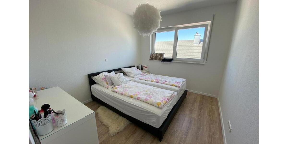 Dachgeschoßwohnung Bad Wimpfen - 3 Zimmer, 115 m&sup2;, 1.490&euro; | Angebot:25879371