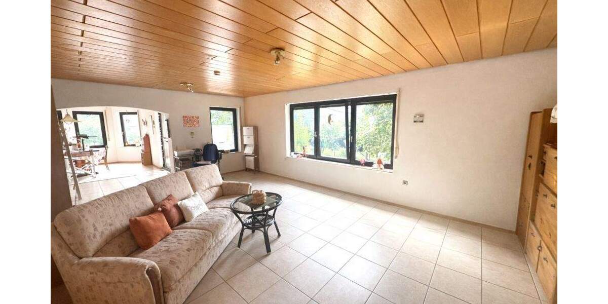 Einfamilienhaus Kirchardt - 7 Zimmer, 219 m&sup2;, 569.000&euro; | Angebot:25693235