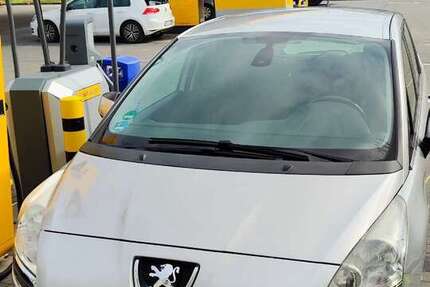 Peugeot 5008 146.000 km 7.000 &euro; Leimen 69181