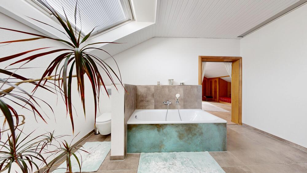 Exklusives, großes Einfamilienhaus in guter und ruhiger Ortsrand-Lage - Einfamilienhaus Eisingen | Angebot:22457254