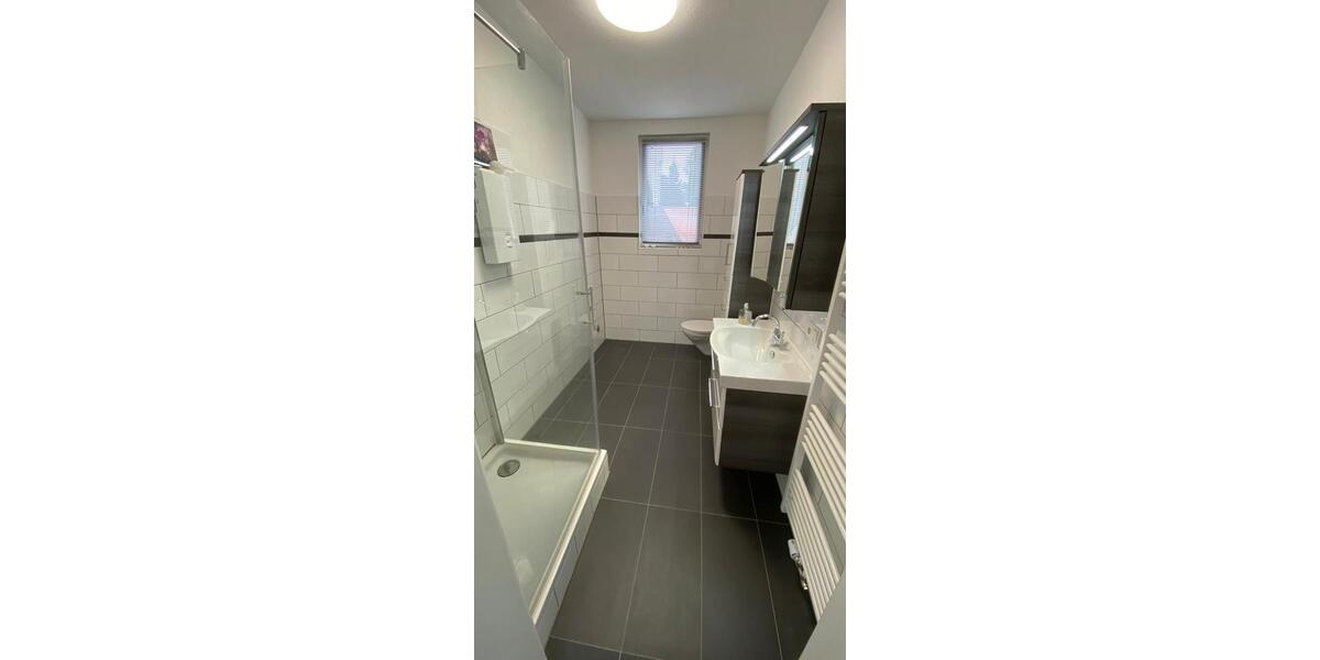 Dachgeschoßwohnung Mühlacker - 3 Zimmer, 70 m&sup2;, 800&euro; | Angebot:25821665