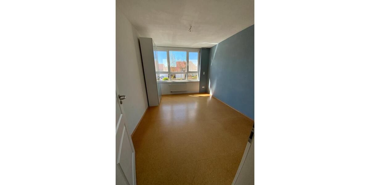 Hochparterre Reichartshausen - 3 Zimmer, 89 m&sup2;, 195.000&euro; | Angebot:26007869