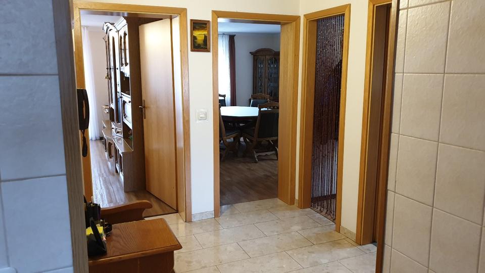 Mehrfamilienhaus, Wohnhaus Bietigheim-Bissingen Bissingen - 10 Zimmer, 210 m&sup2;, 890.000&euro; | Angebot:24154002