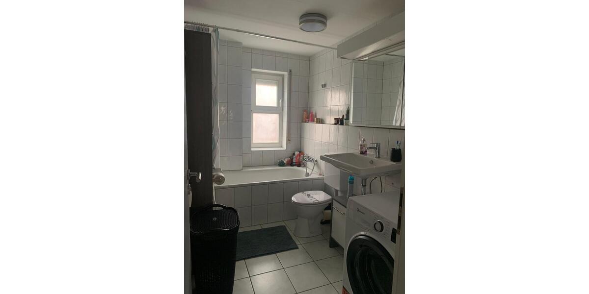 Etagenwohnung Knittlingen - 2 Zimmer, 72 m&sup2;, 900&euro; | Angebot:25886778