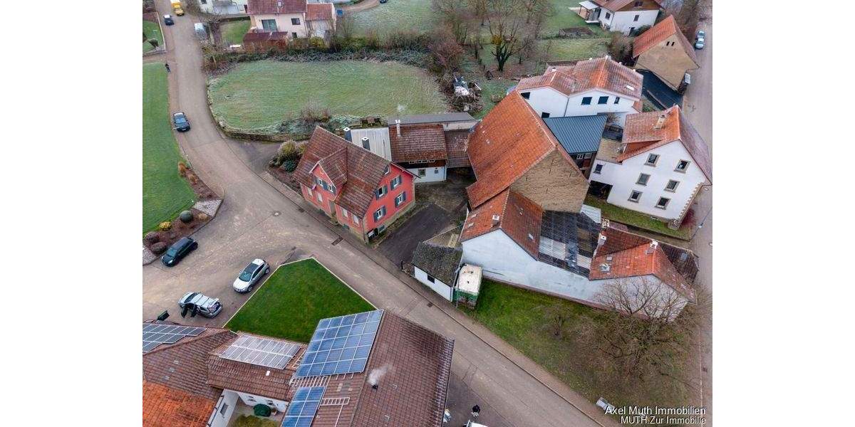 Einfamilienhaus Eppingen Rohrbach - 7 Zimmer, 142 m&sup2;, 350.000&euro; | Angebot:25768122