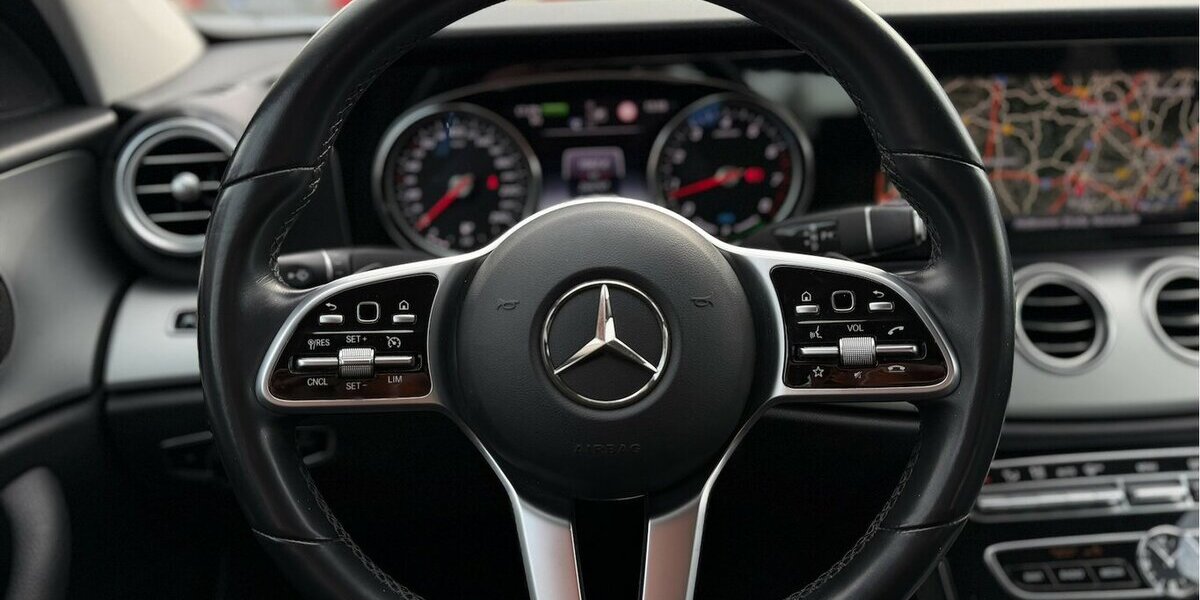 Mercedes-Benz E 200 Limousine 9G-Tronic Navi Leder 245.000 km 19.490 &euro; Neckarsulm 74172