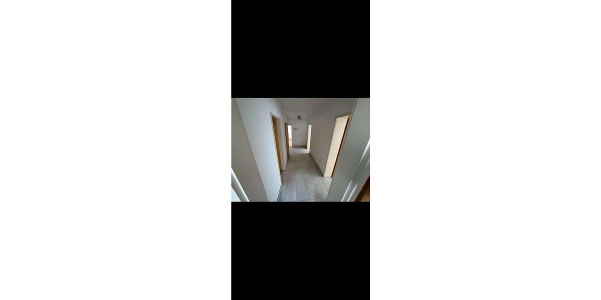 Etagenwohnung Neckarsulm - 3.5 Zimmer, 80 m&sup2;, 1.450&euro; | Angebot:25893580