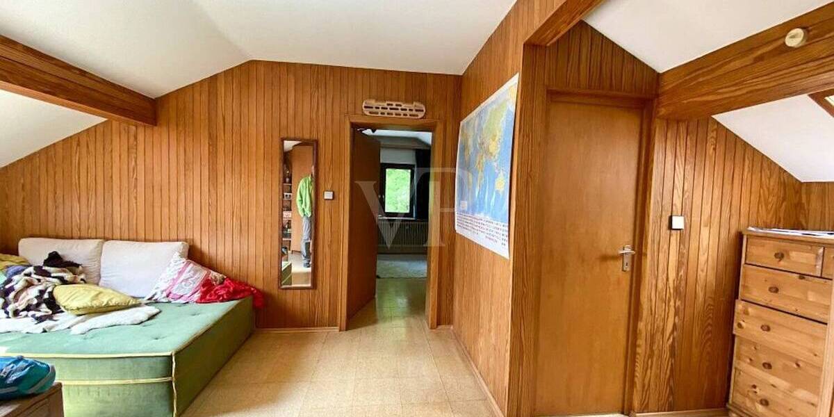 Einfamilienhaus Sulzfeld - 7 Zimmer, 280 m&sup2;, 795.000&euro; | Angebot:25729840