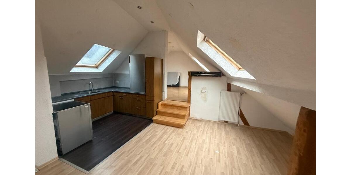 Dachgeschoßwohnung Illingen - 2 Zimmer, 70 m&sup2;, 600&euro; | Angebot:25612118