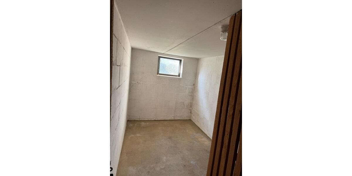 Etagenwohnung Kirchardt - 3 Zimmer, 90 m&sup2;, 980&euro; | Angebot:25350371