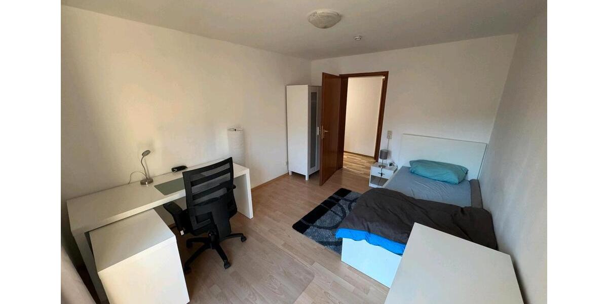 Erdgeschoßwohnung Mosbach - 2 Zimmer, 15 m&sup2;, 300&euro; | Angebot:25569290