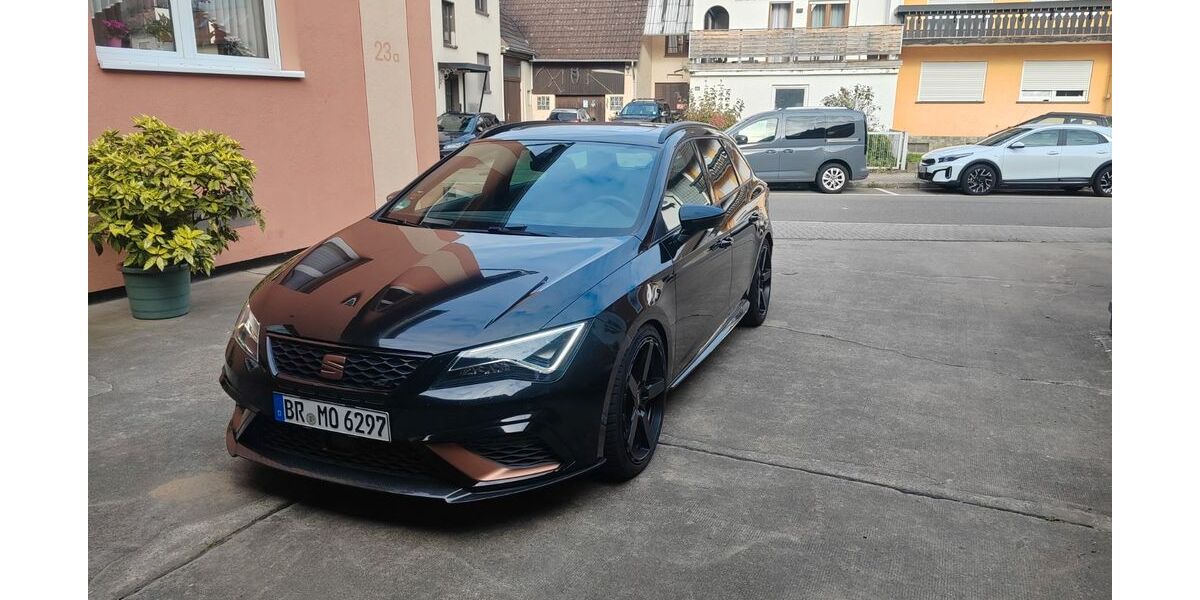 Seat Leon 99.000 km 25.800 &euro; Bruchsal 76646