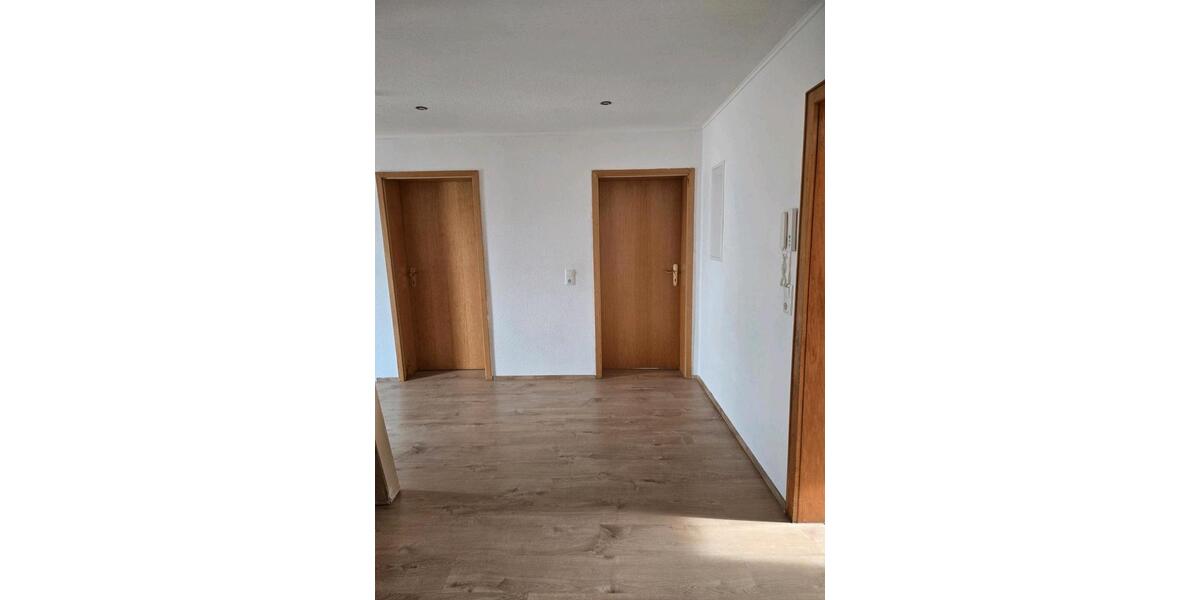Maisonettenwohnung Kraichtal - 5.5 Zimmer, 135 m&sup2;, 1.200&euro; | Angebot:26317427