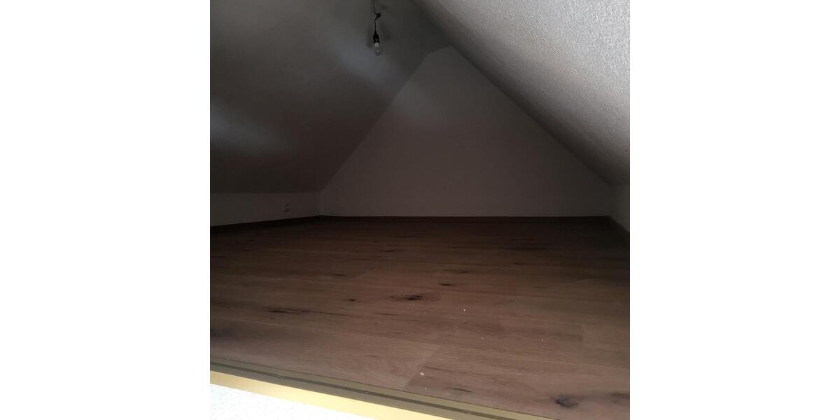 Dachgeschoßwohnung Heilbronn Böckingen - 2 Zimmer, 47 m&sup2;, 650&euro; | Angebot:25710218