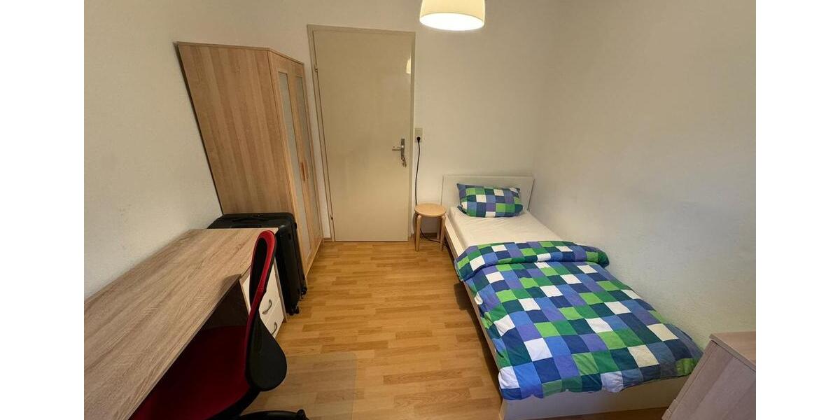 Etagenwohnung Mosbach - 1 Zimmer, 12 m&sup2;, 275&euro; | Angebot:25099197